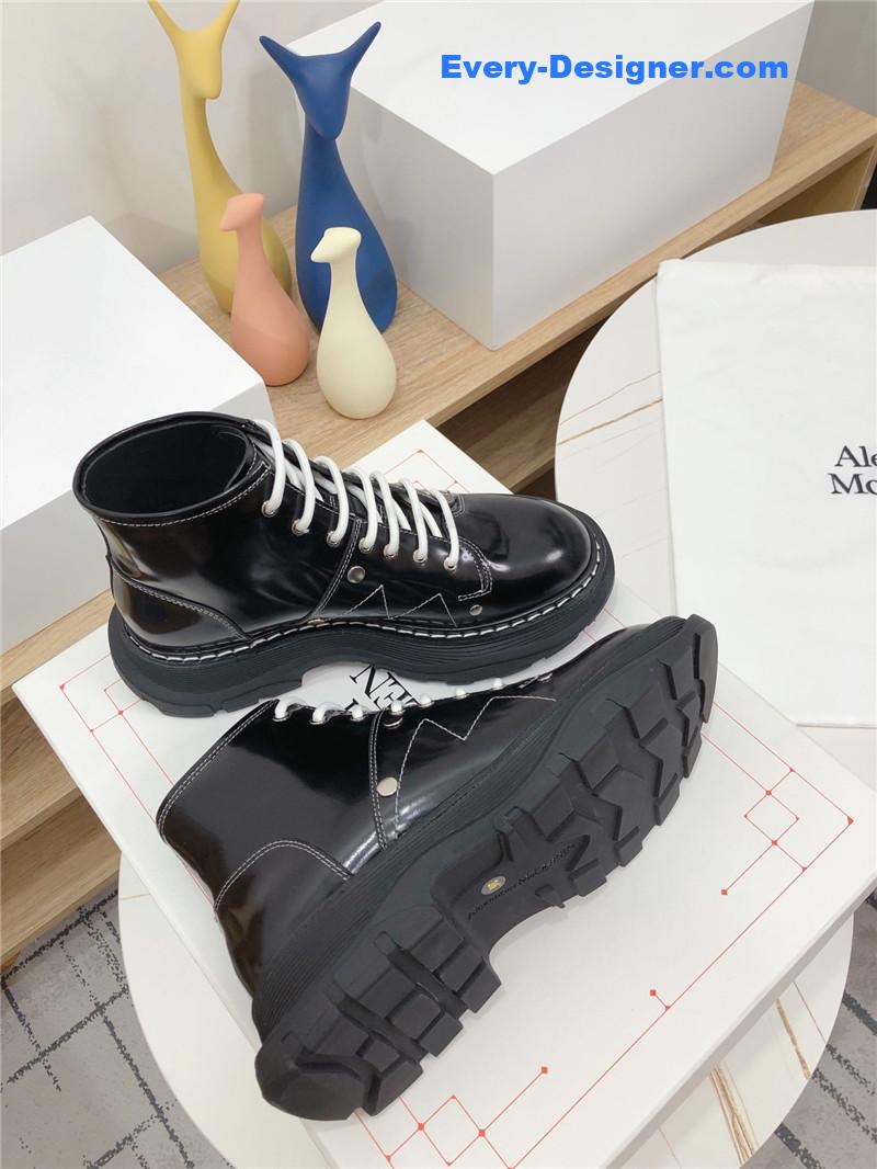 a1exa*der Mcqv*en new strappy boots