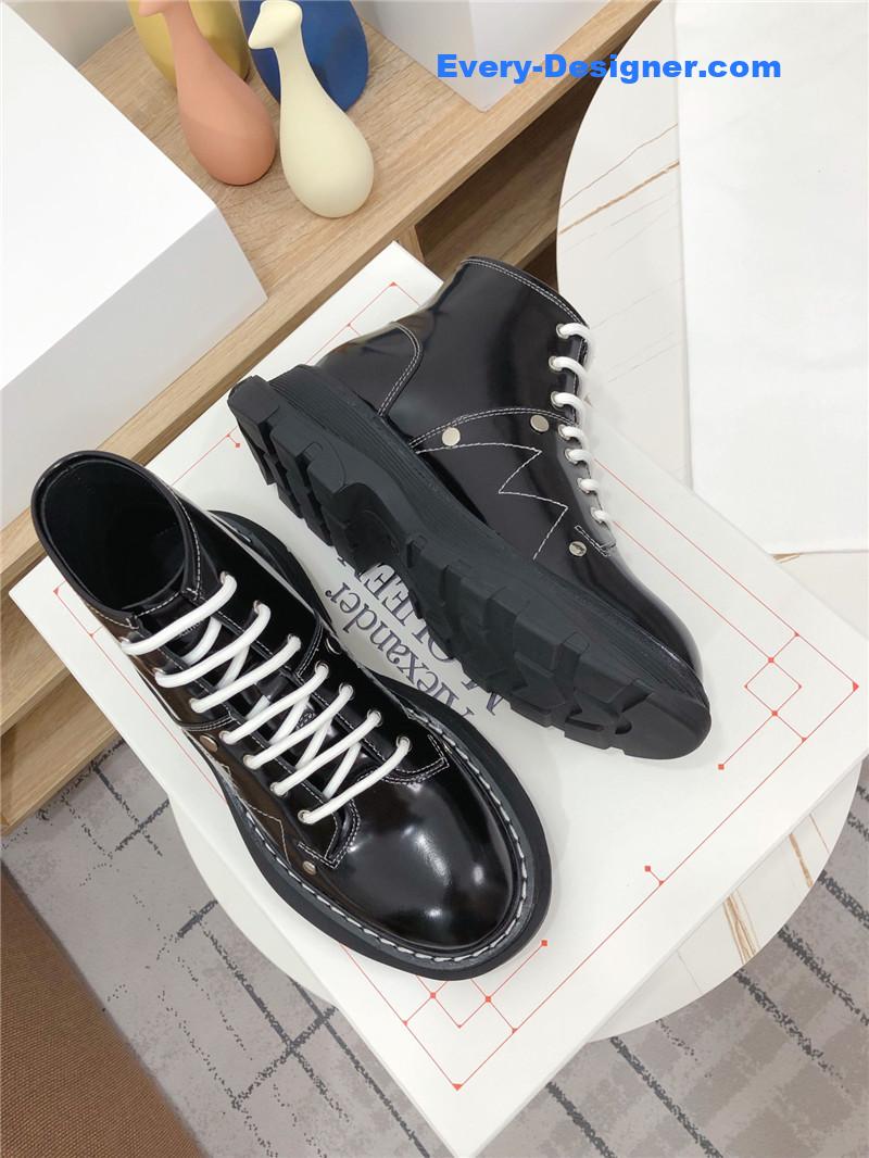 a1exa*der Mcqv*en new strappy boots
