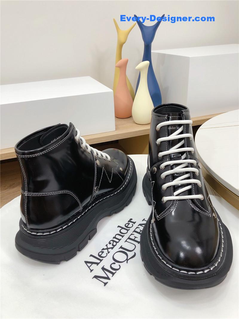 a1exa*der Mcqv*en new strappy boots