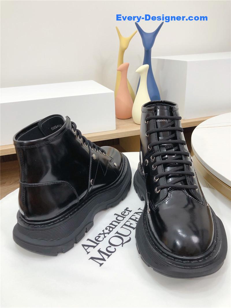 a1exa*der Mcqv*en new strappy boots