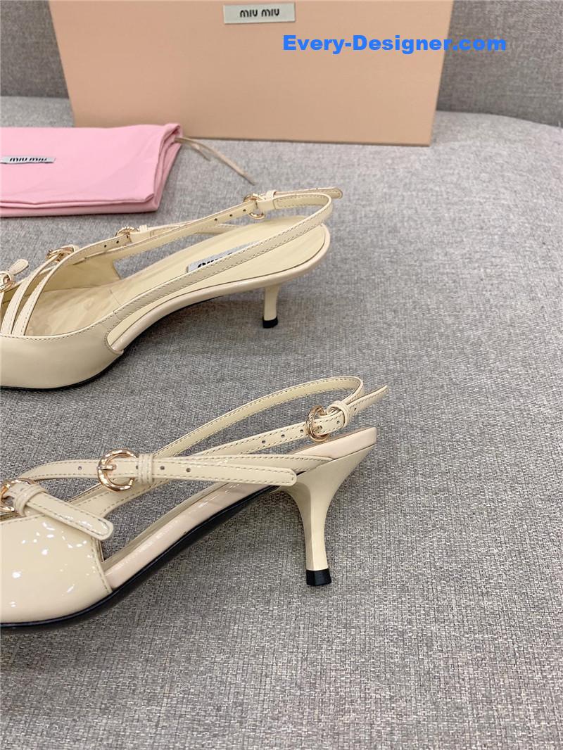 miumiu catwalk style pointed toe kitten heels