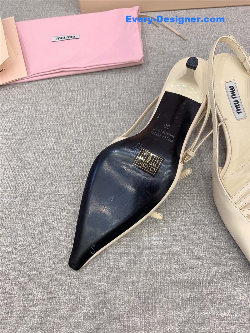 miumiu catwalk style pointed toe kitten heels