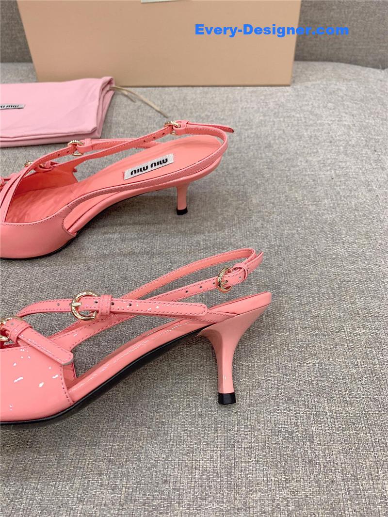 miumiu catwalk style pointed toe kitten heels