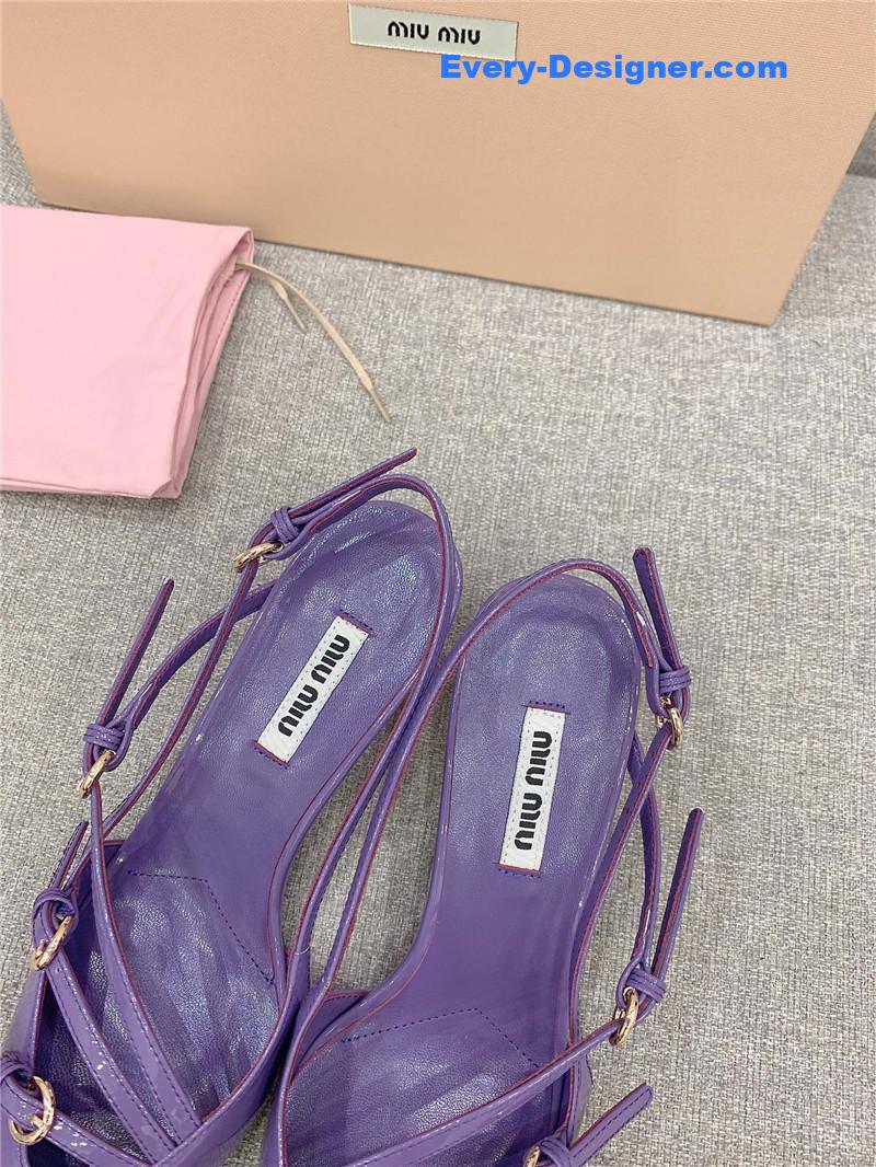 miumiu catwalk style pointed toe kitten heels