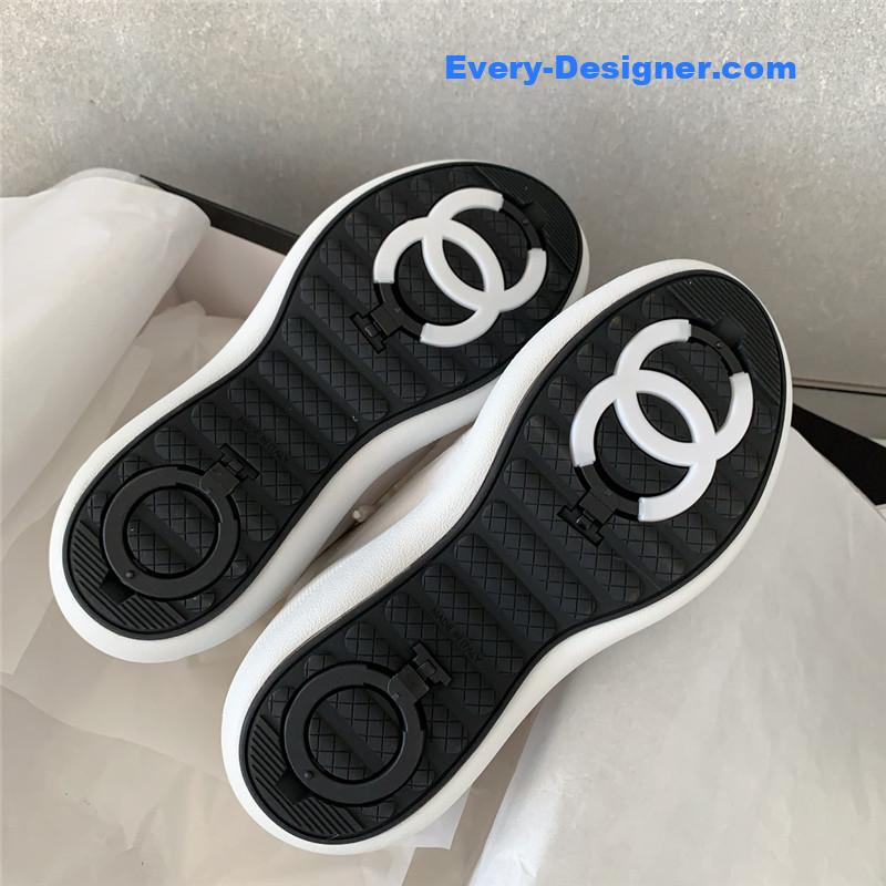 Ch**el new limited edition coco neige snow boots