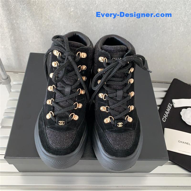 Ch**el new limited edition coco neige snow boots