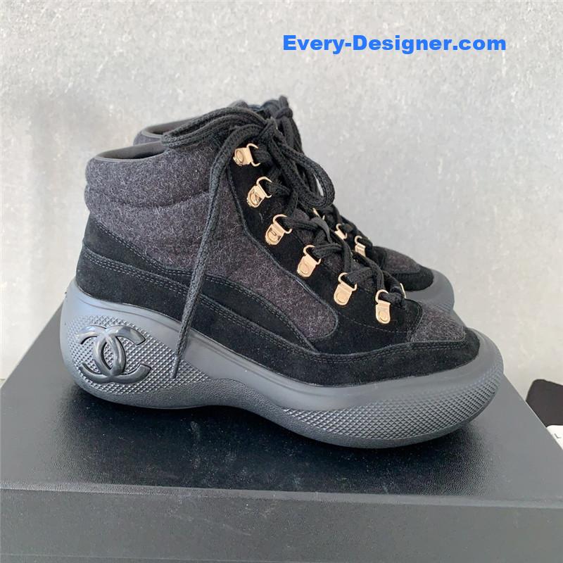 Chanel new limited edition coco neige snow boots