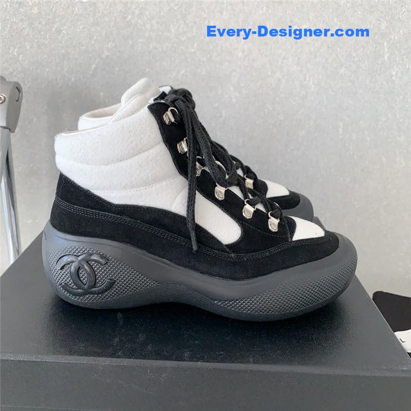 Chanel new limited edition coco neige snow boots