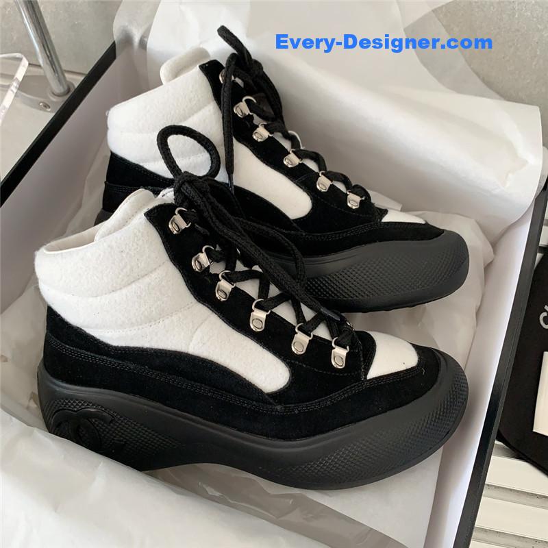 Ch**el new limited edition coco neige snow boots