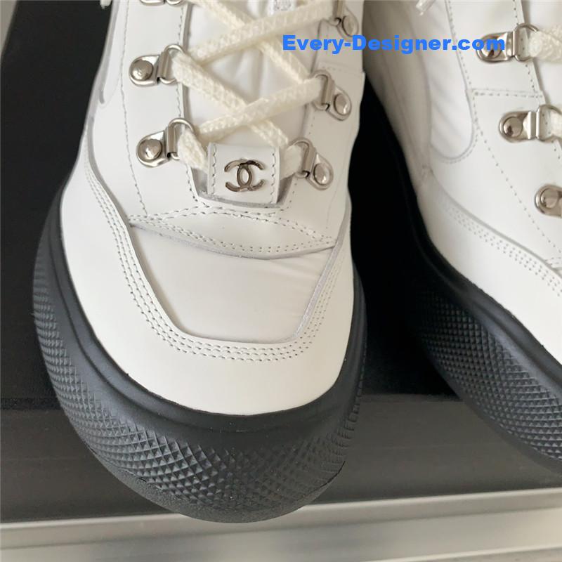 Ch**el new limited edition coco neige snow boots