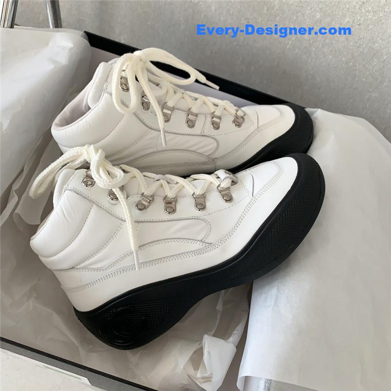 Ch**el new limited edition coco neige snow boots