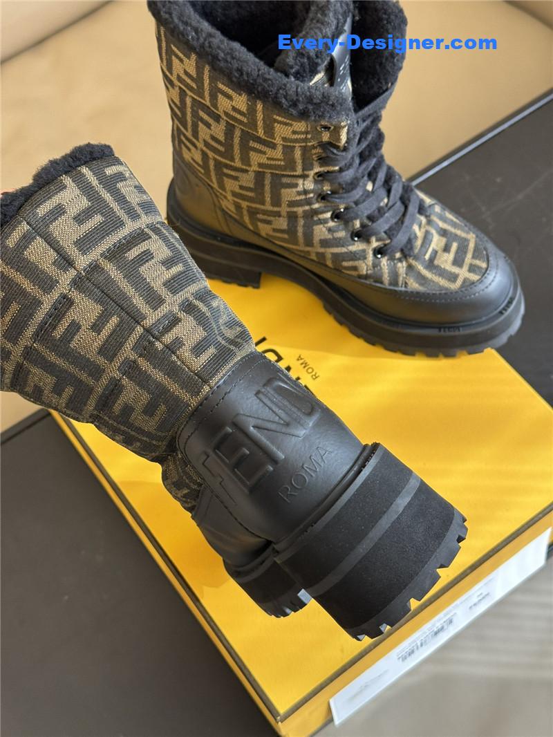 F**di signature biker ff snow boots
