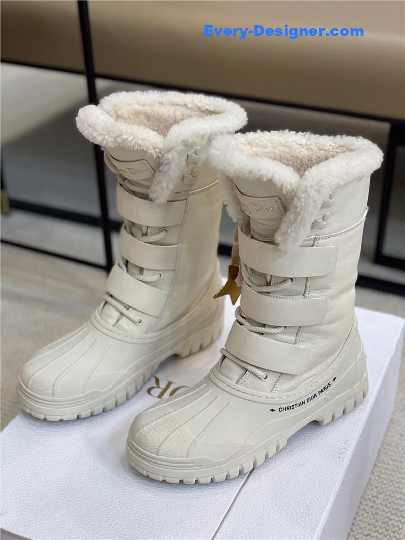 Dior D-Venture Leather Snow Boots in White