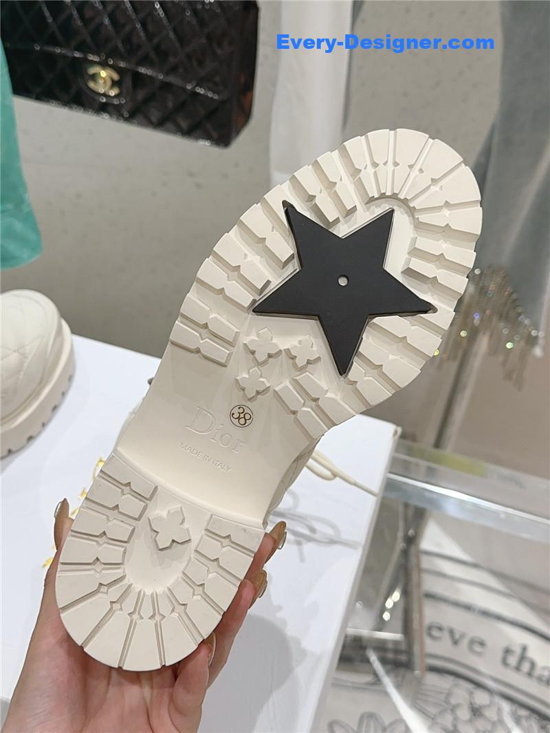 D10r d-leader martin boots women’s white