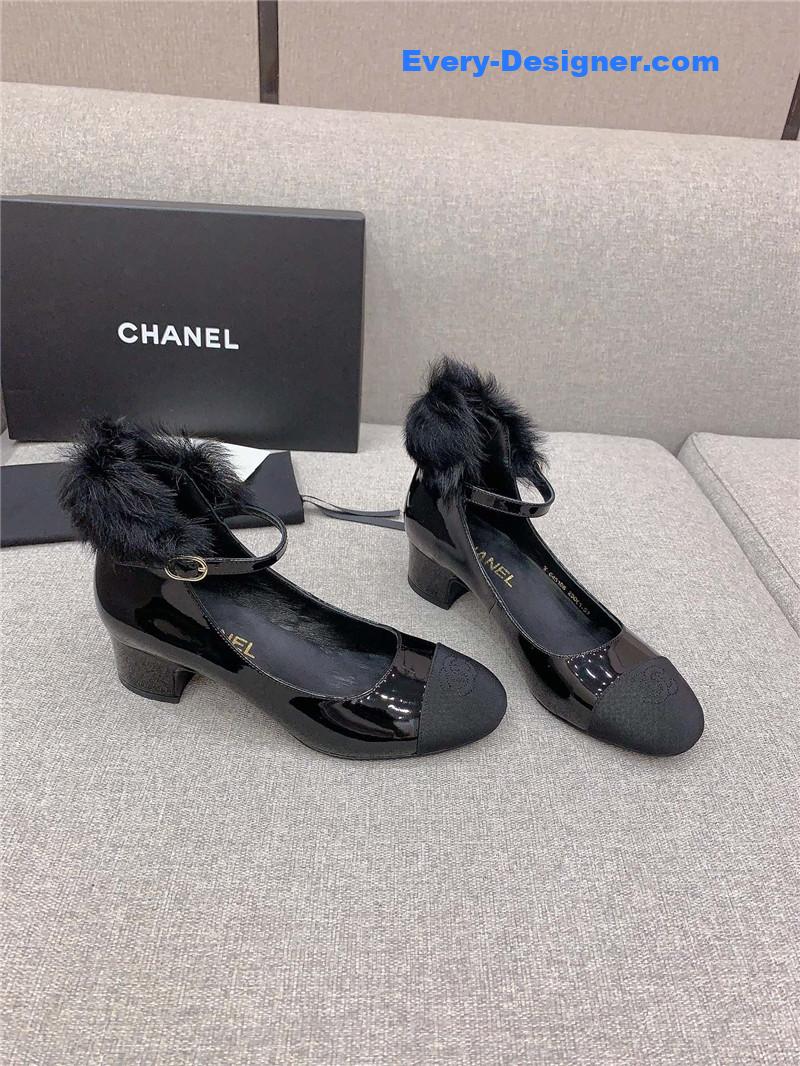 Ch**el new furry high heels