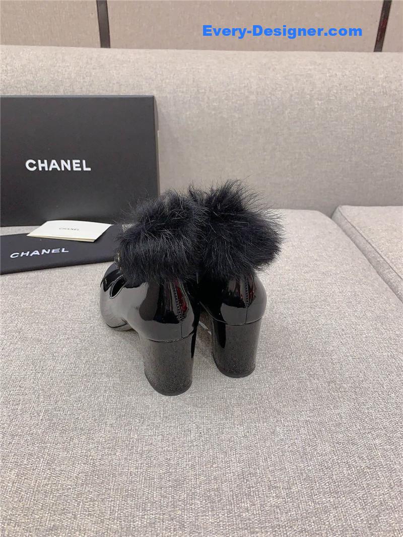 Ch**el new furry high heels