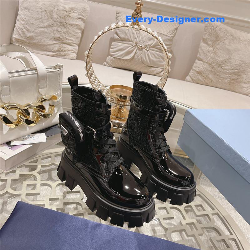 Pra*a monolith patent leather boots