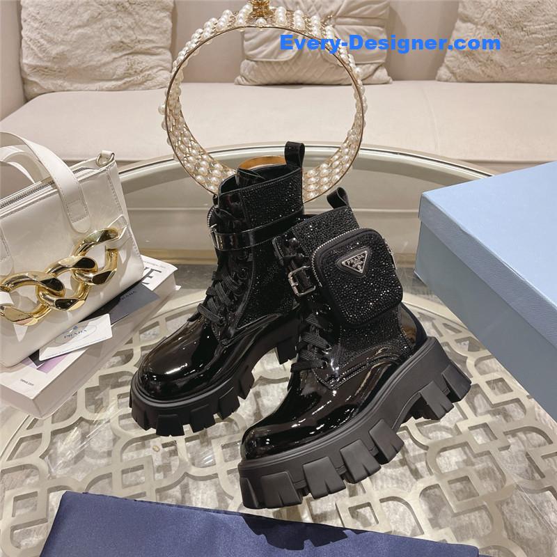 Pra*a monolith patent leather boots