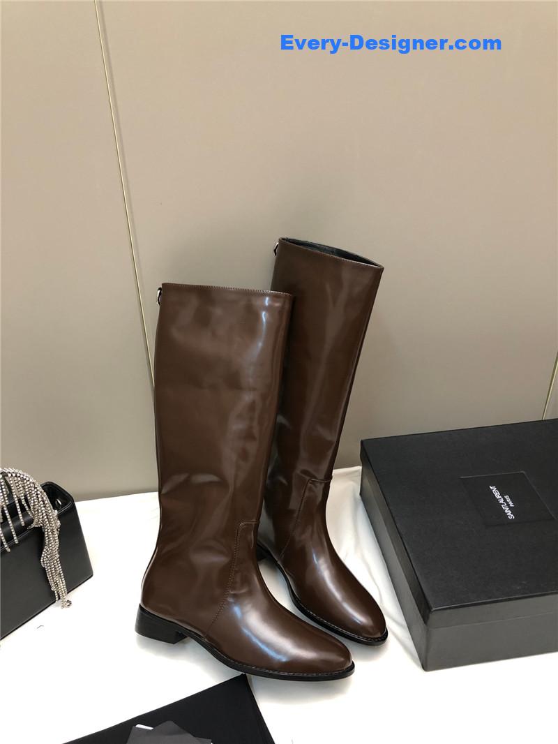 Sa1nt Lau*nt hunt boots in brown glazed leather