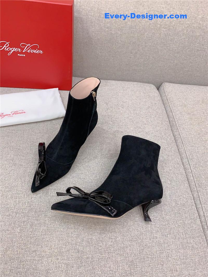 Roger Vivier Virgule Bow Suede Ankle Boots