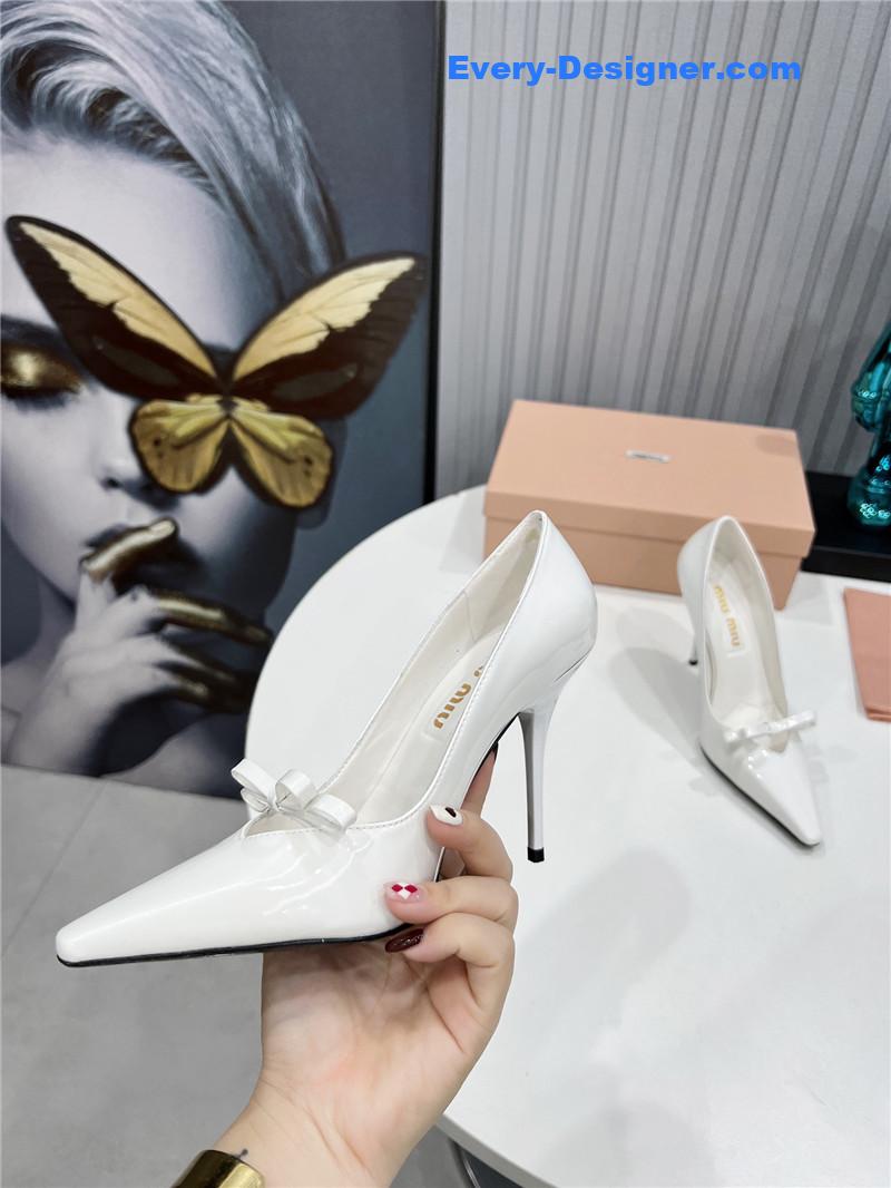 miumiu new two-color stitching high-heeled sandals
