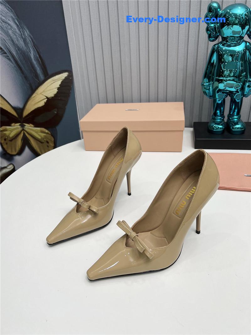 miumiu new two-color stitching high-heeled sandals