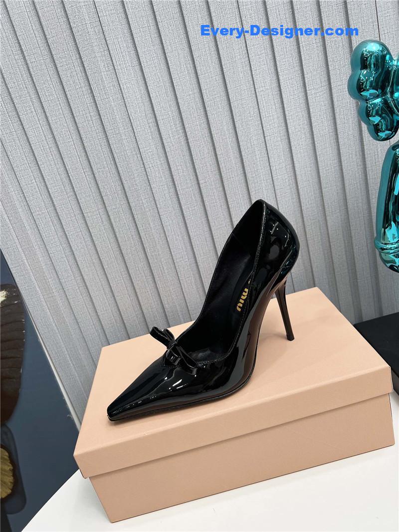 miumiu new two-color stitching high-heeled sandals