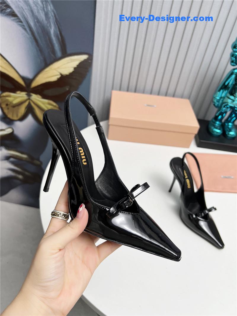 miumiu new two-color stitching high-heeled sandals
