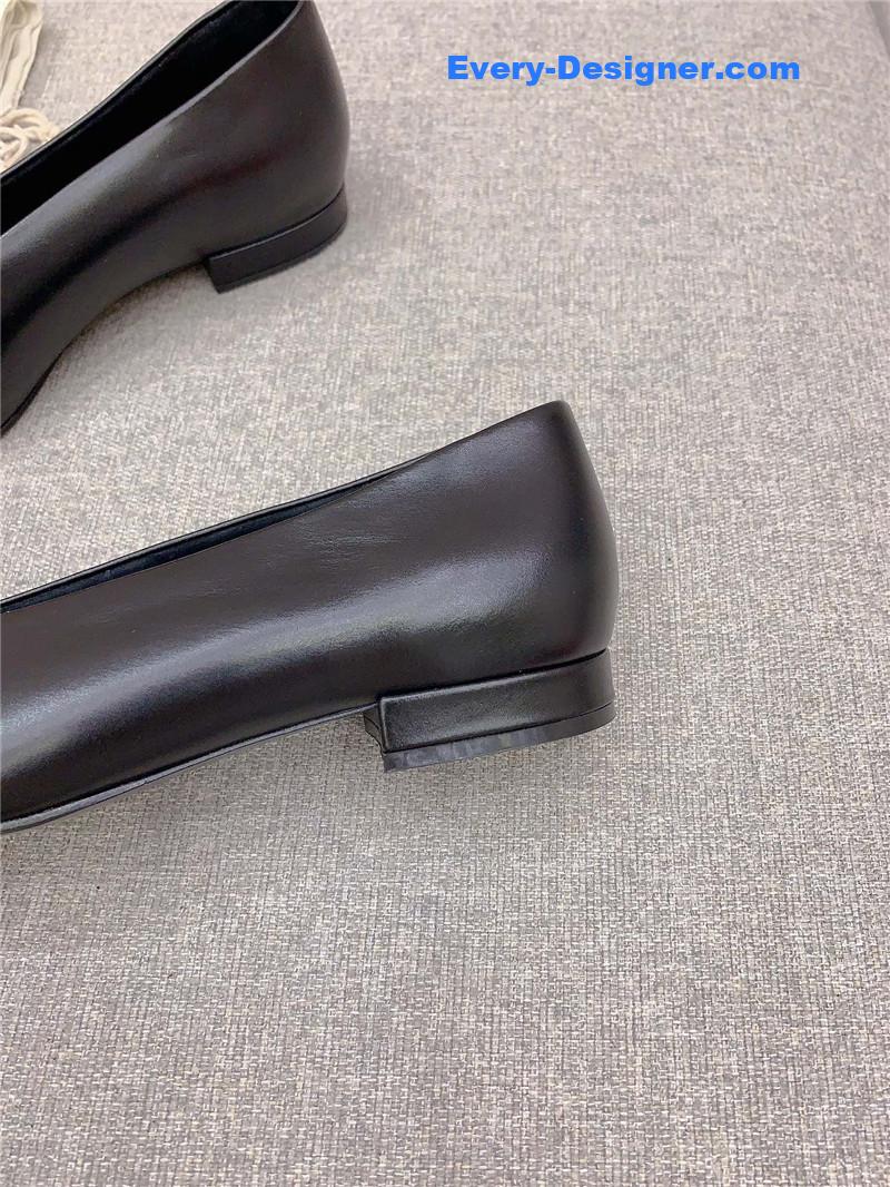 L0r0 P1ana new pointed toe witch flat shoes