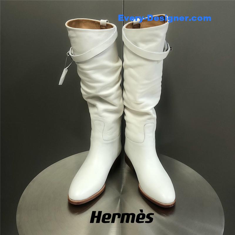 H**me5 white suede knee-length boots