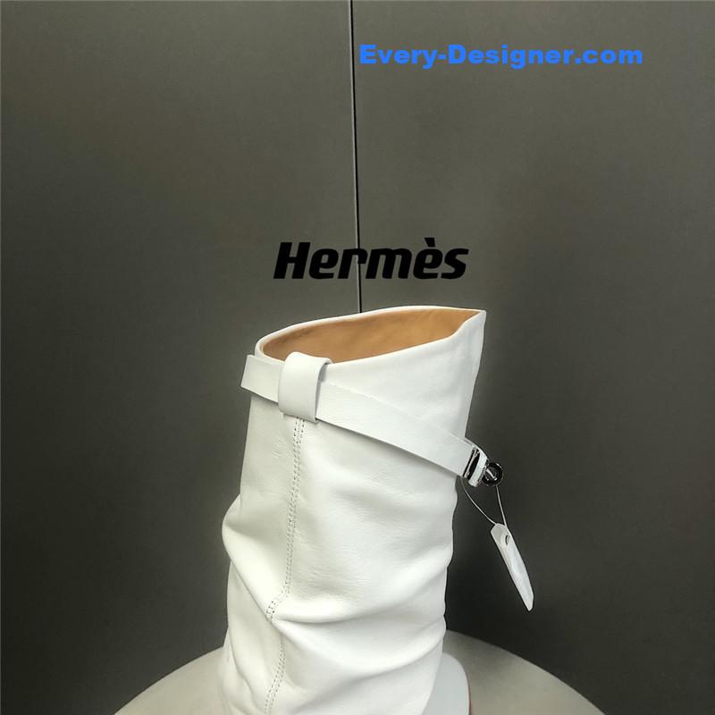H**me5 white suede knee-length boots