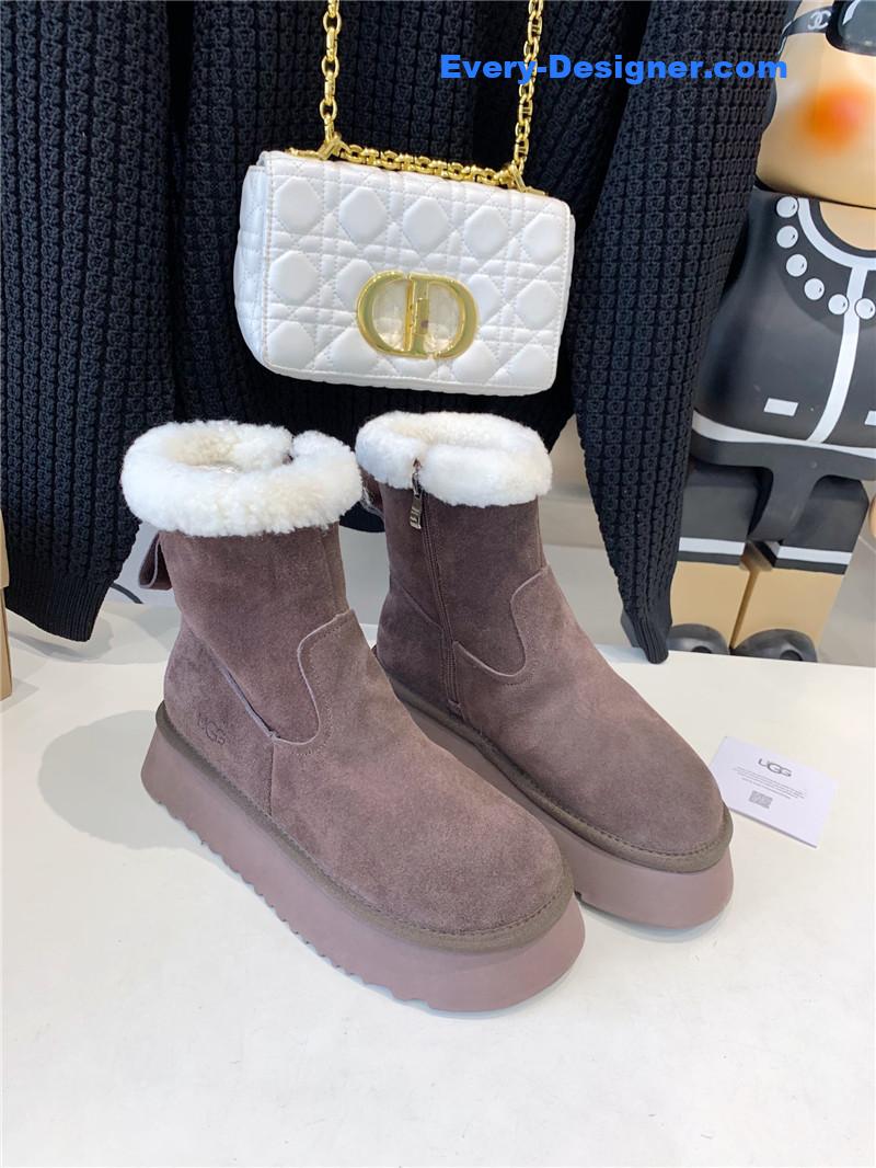 UGG Dipper Shearling Platform Boots Purple