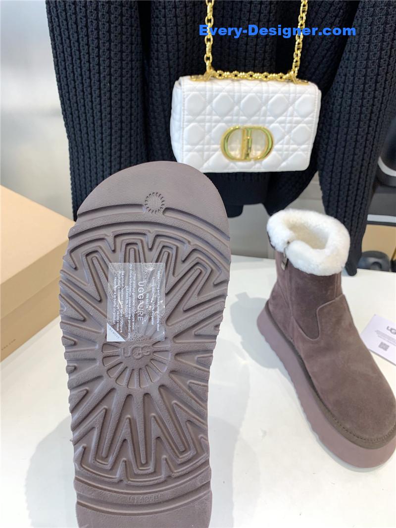 UGG Dipper Shearling Platform Boots Purple