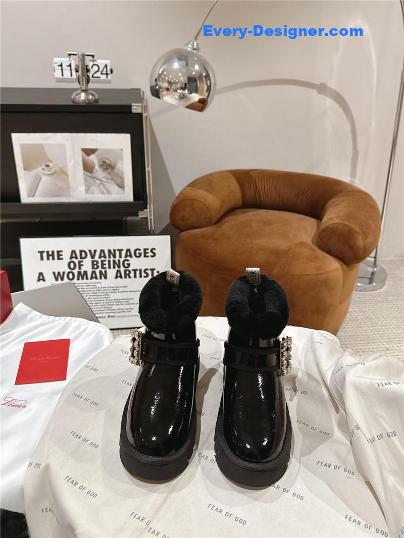 Roger Vivier Viv’ Shearling Winter Boots