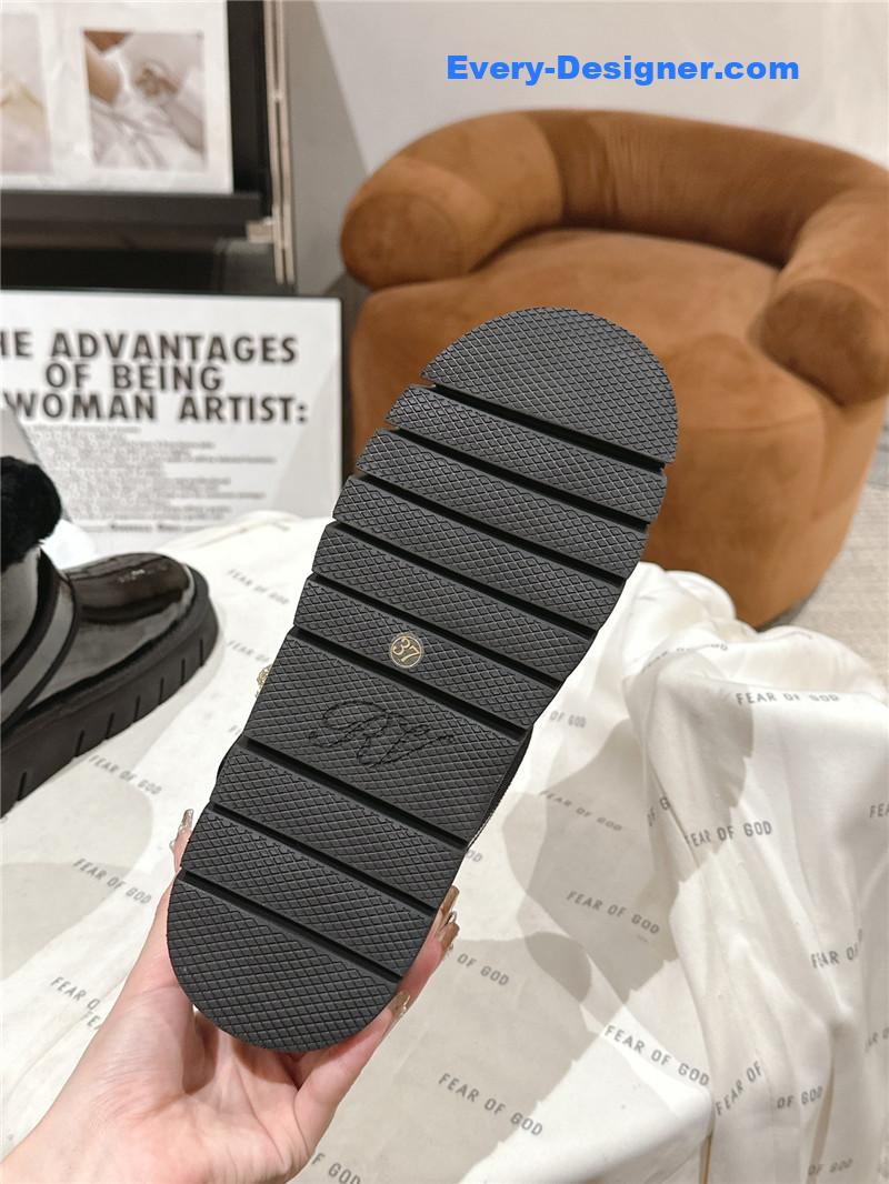 Roger Vivier Viv’ Shearling Winter Boots