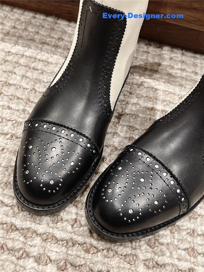 D10r d-folk white black ankle boots