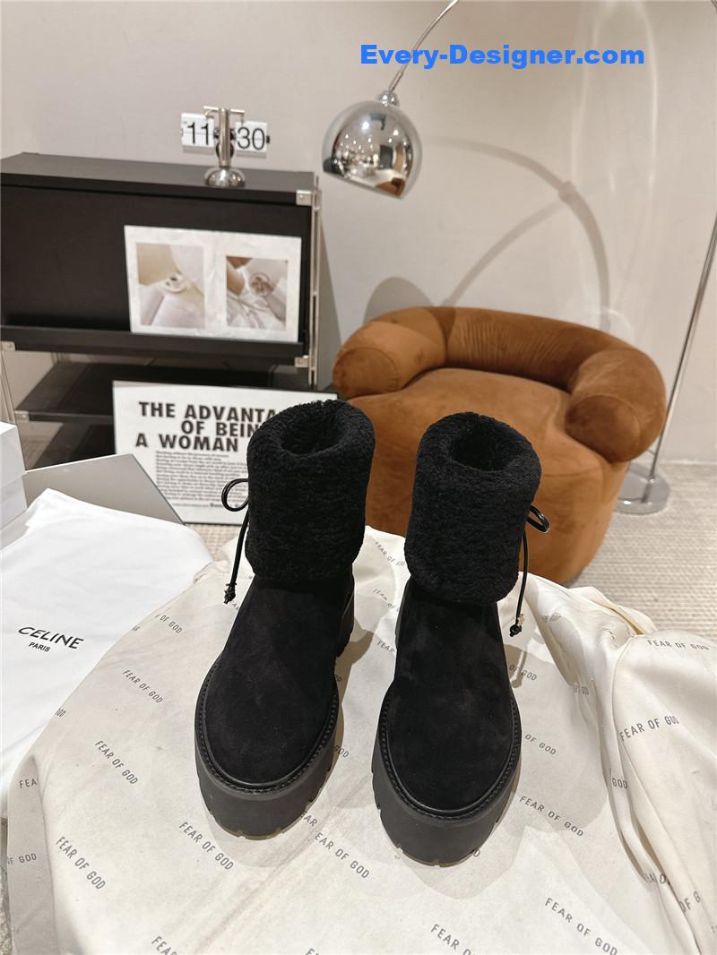 Ce1i*e bulky cropped boot in black