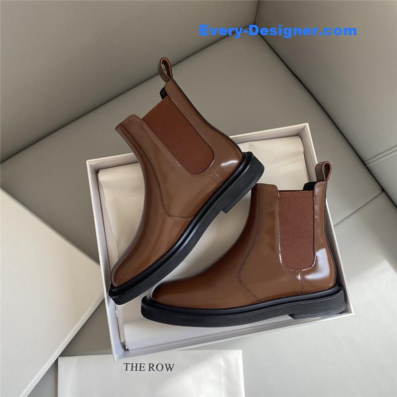 The R0w brown elastic ranger chelsea boots