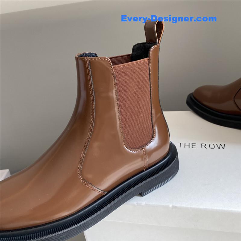 The R0w brown elastic ranger chelsea boots