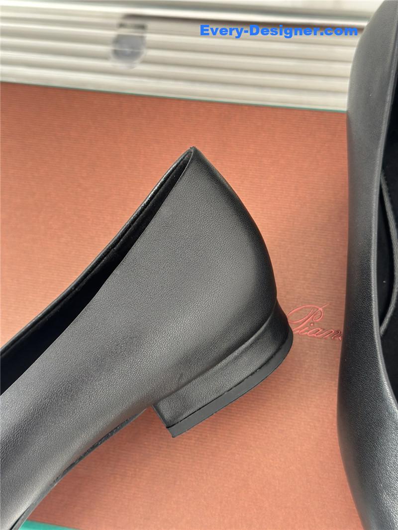 L0r0 P1ana retro witch flats