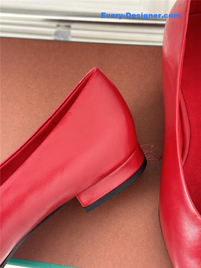 L0r0 P1ana retro witch flats