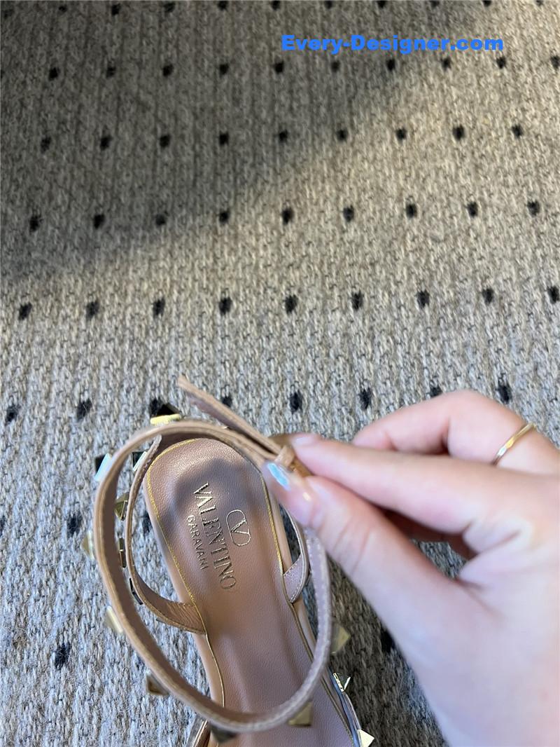 Va1e*ntin0 new two strap high heels