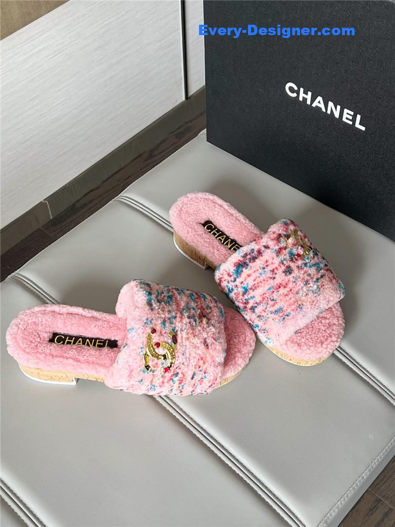 Ch**el new wool slippers