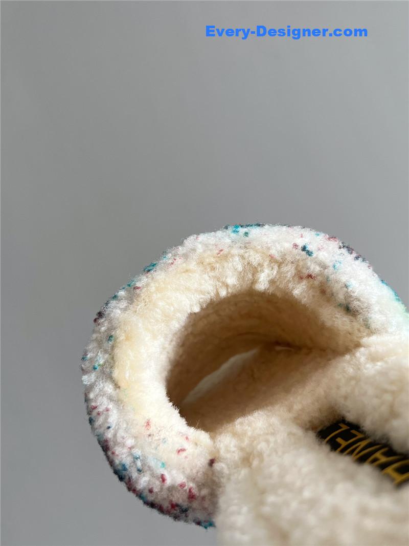 Ch**el new wool slippers