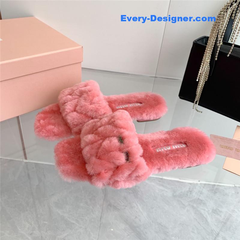 miumiu new flat wool slippers