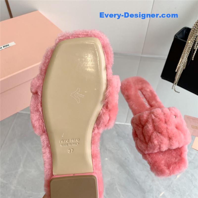 miumiu new flat wool slippers