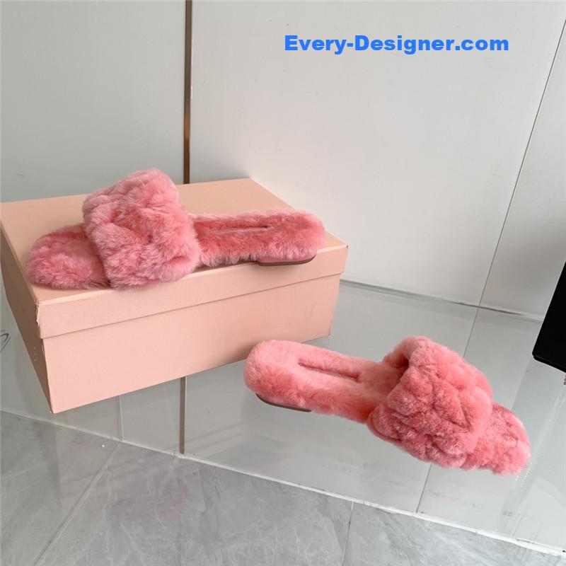 miumiu new flat wool slippers