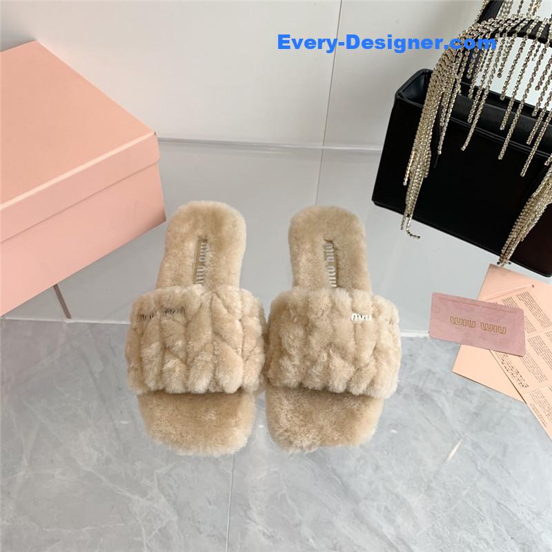 miumiu new flat wool slippers
