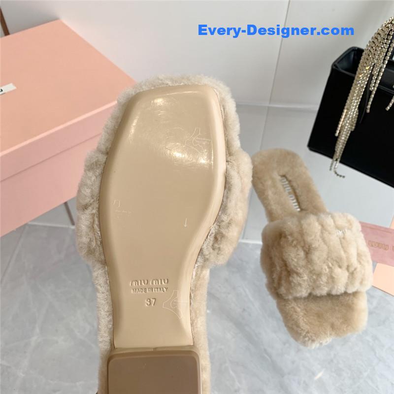 miumiu new flat wool slippers