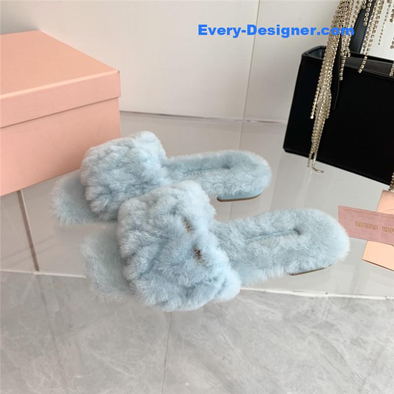 miumiu new flat wool slippers